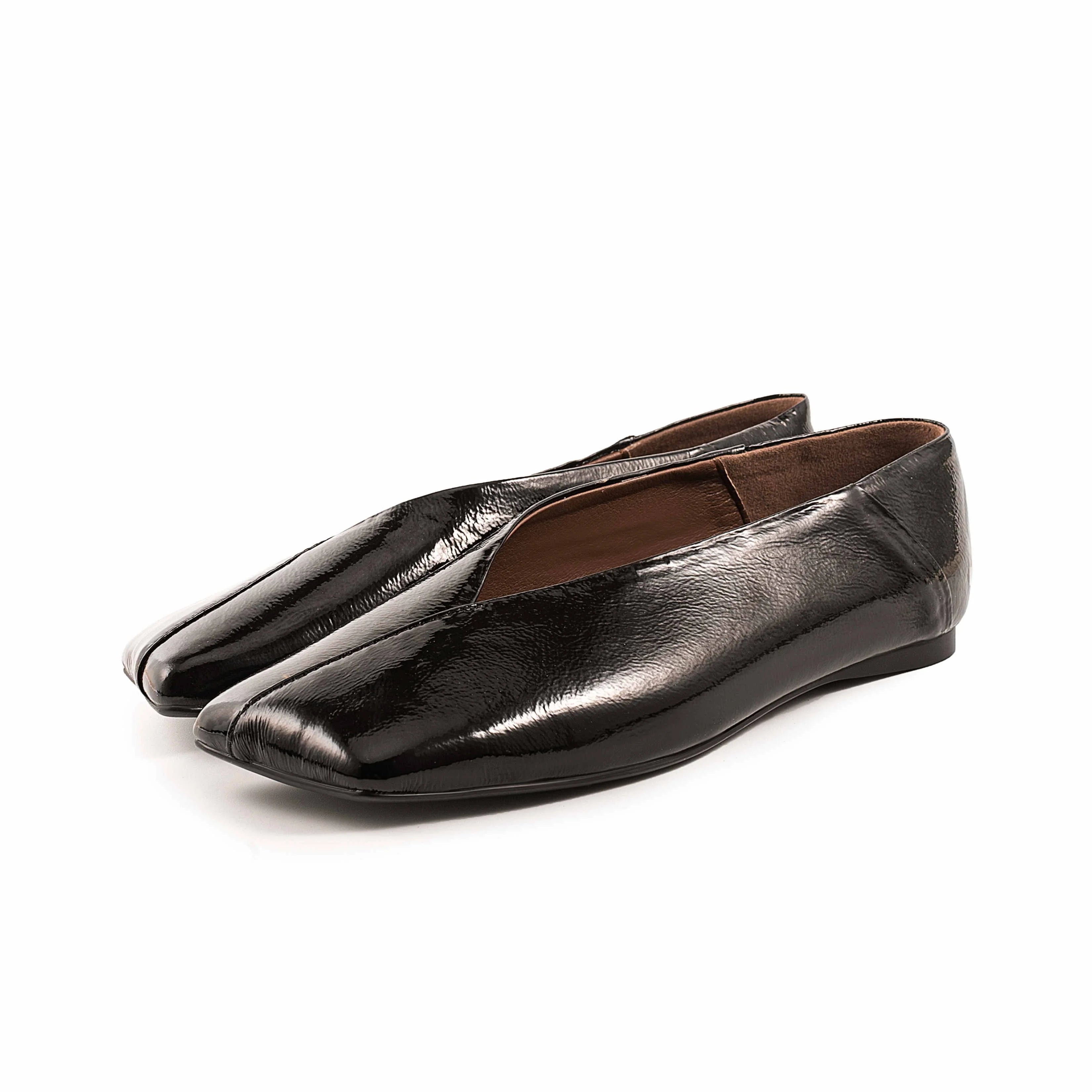 MM21 Square Toe Shoes