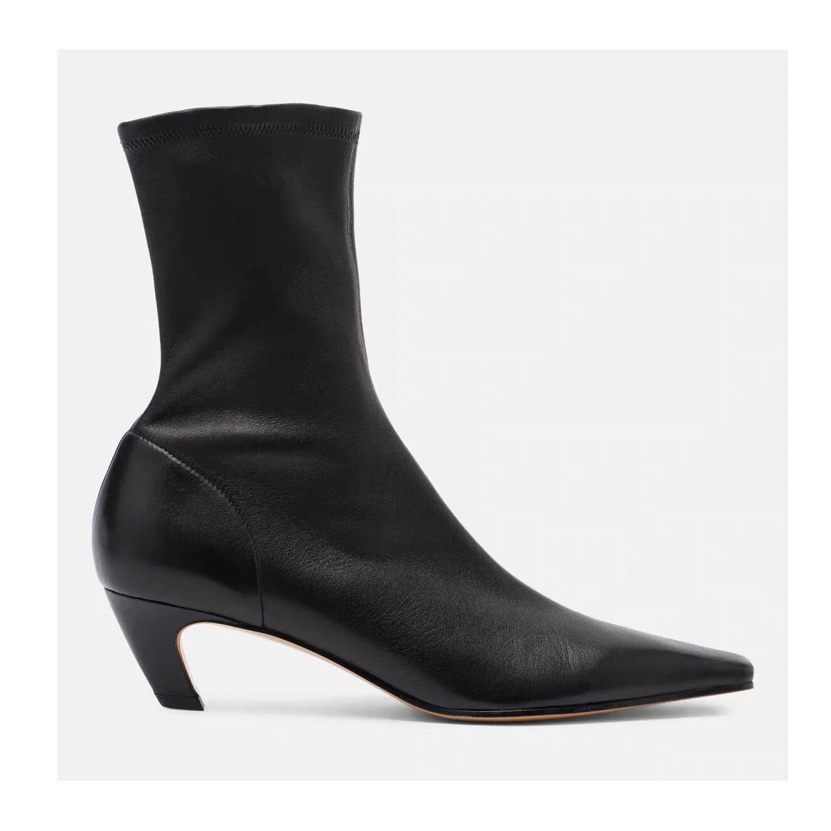 MM50 AKARI BOOTS