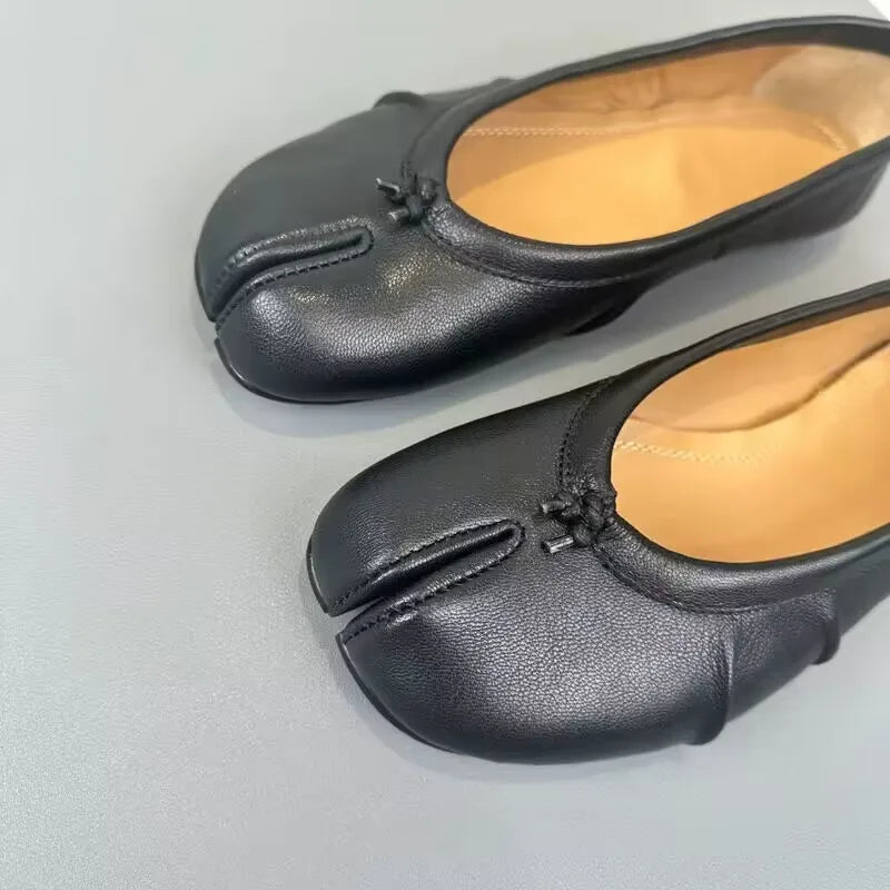MM1 Split Toe Flats