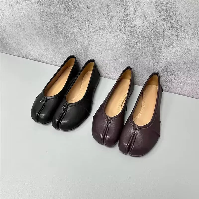 MM1 Split Toe Flats
